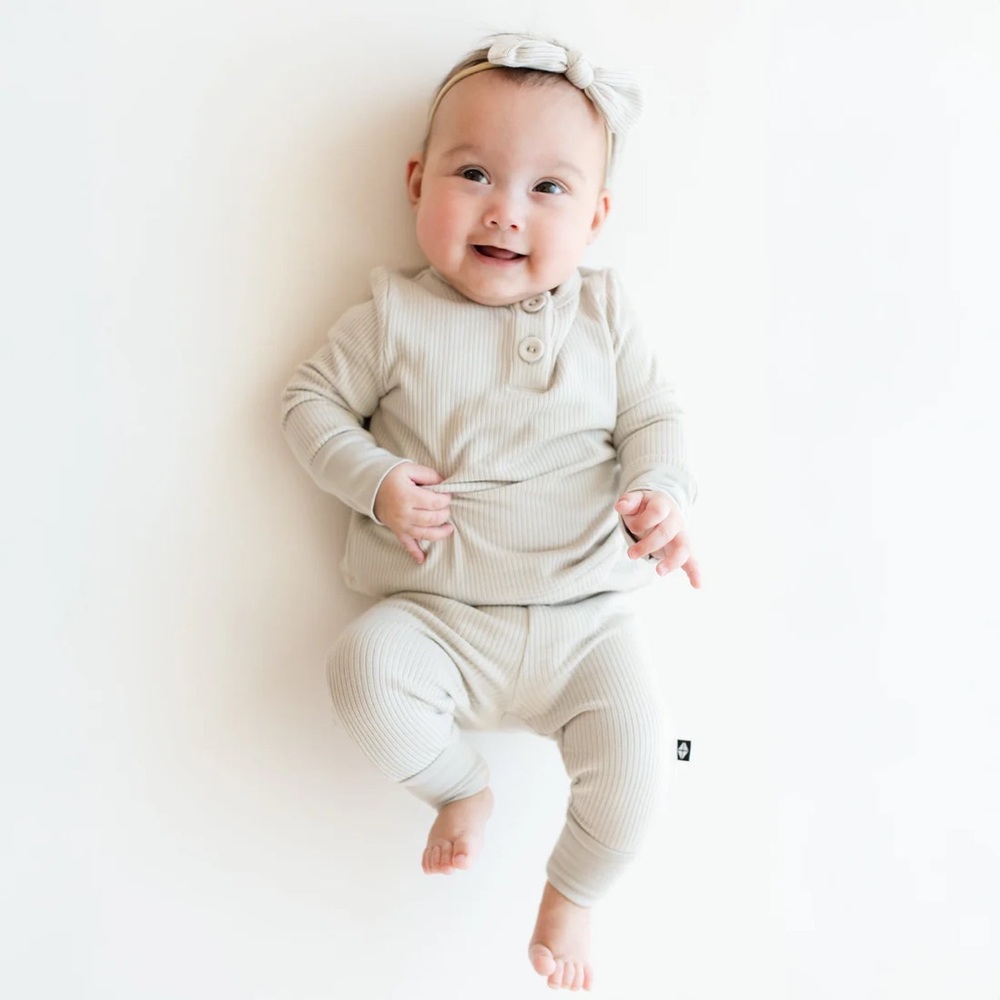 Kyte BABY Ribbed Henley Set